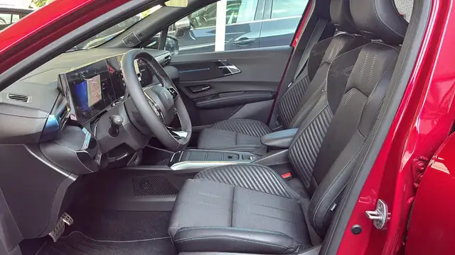 Renault Clio view 4
