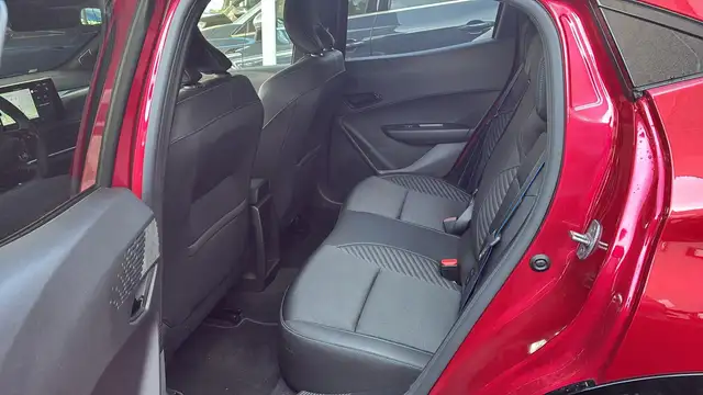 Renault Clio view 9