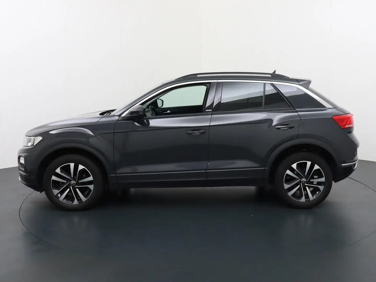 Volkswagen T-Roc 1.5 TSI Highline Style Nardo Grijs - 2