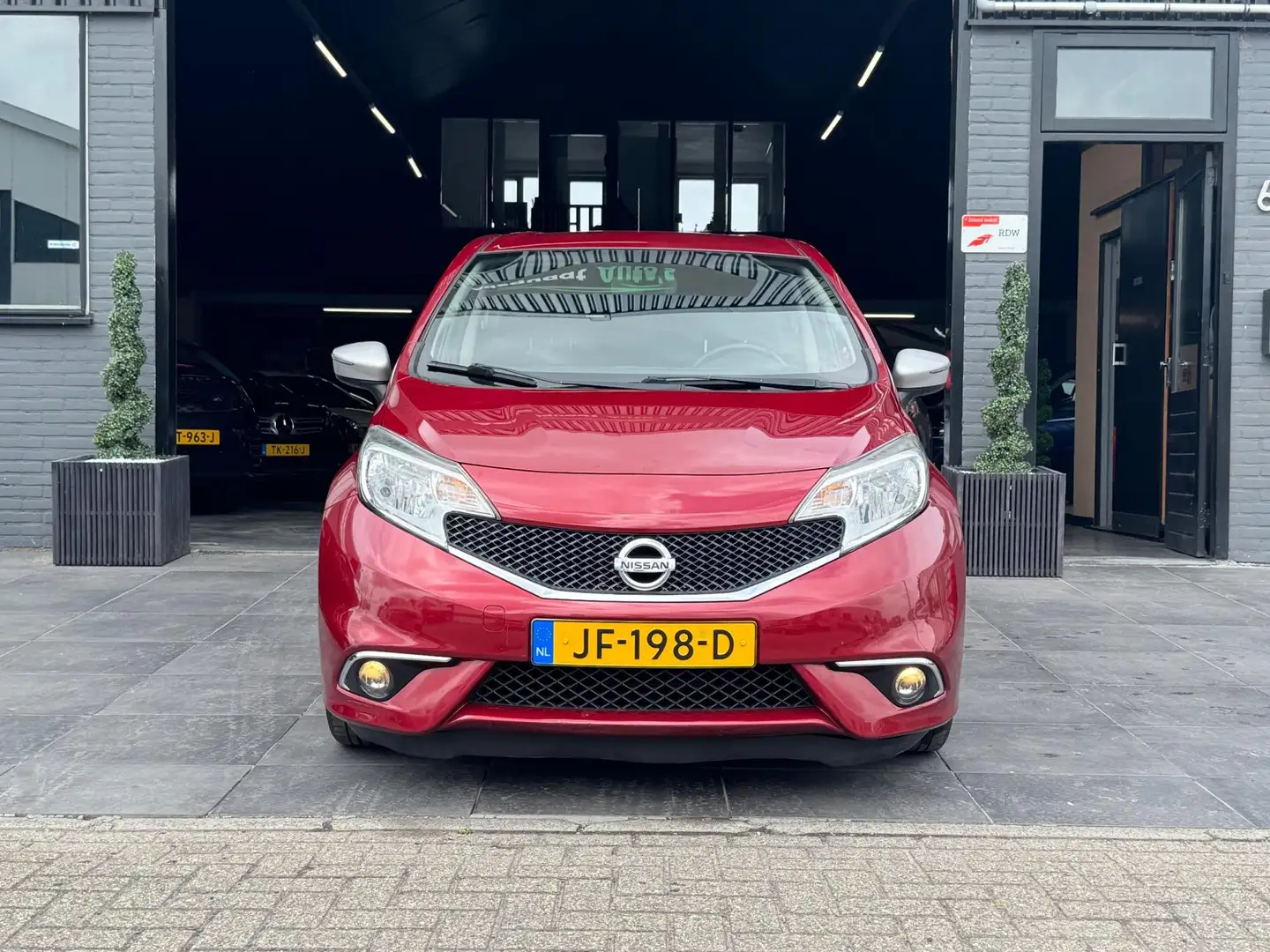 Nissan Note 1.2 DIG-S Tekna AUTOMAAT|Keyless|Trekhaak|Camera Rot - 2