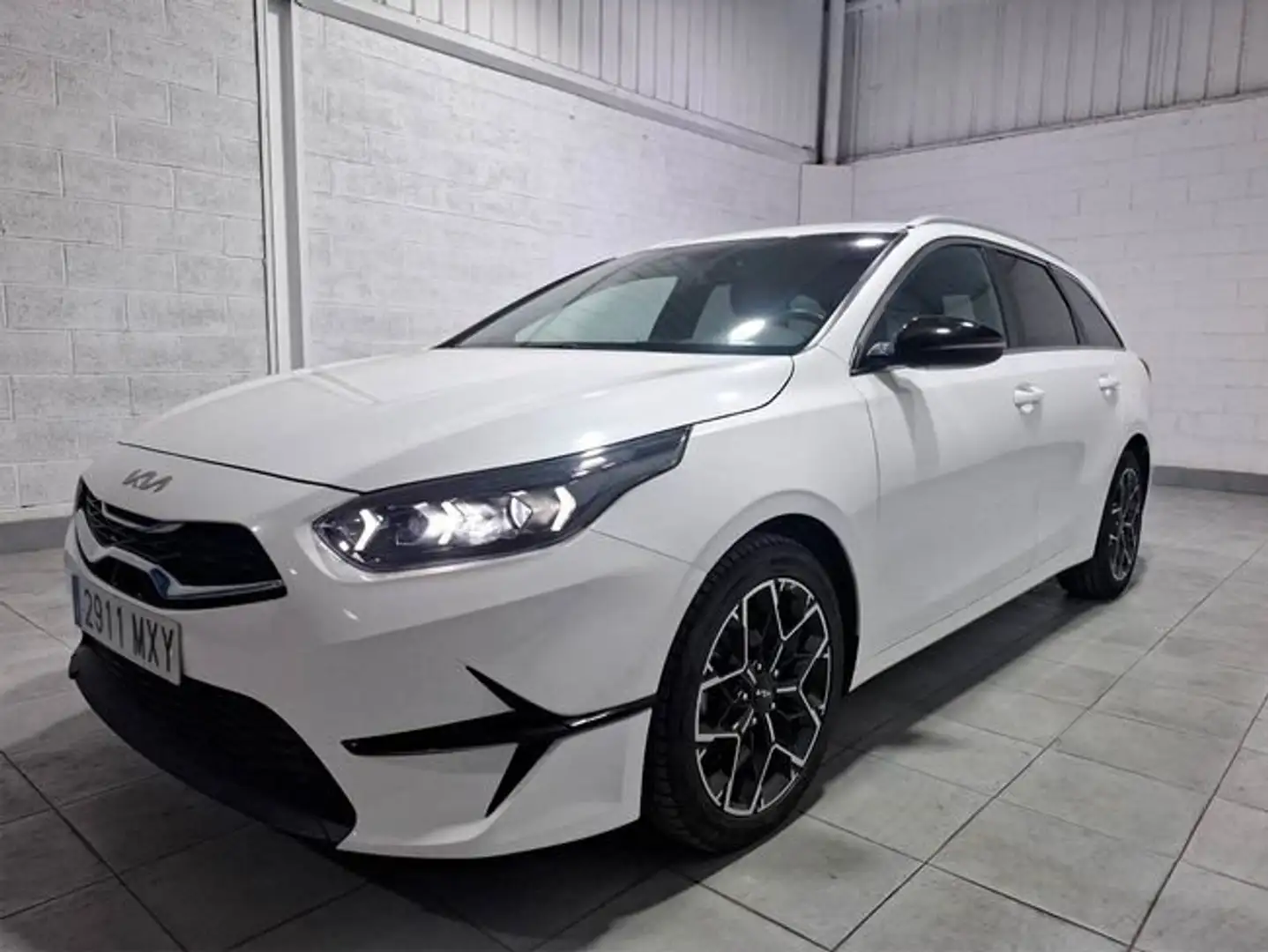 Kia 1.0 MHEV 74kW (100CV) Style Edition DCT Blanco - 1