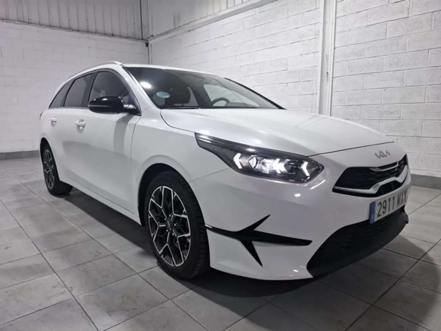 Kia 1.0 MHEV 74kW (100CV) Style Edition DCT Blanco - 2