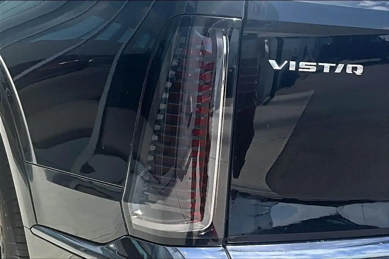 Cadillac Vistiq снимка Cadillac Vistiq