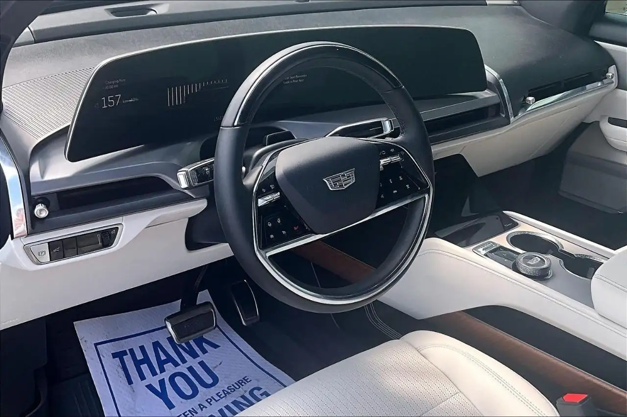 Cadillac Vistiq снимка Cadillac Vistiq
