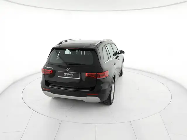 Mercedes-Benz GLB view 6