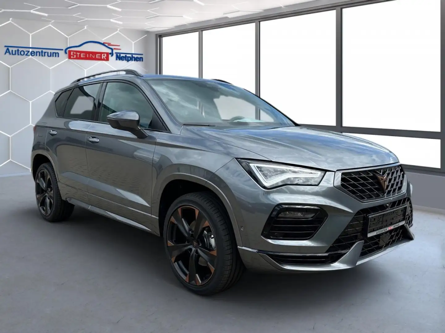 CUPRA Ateca High 1.5TSI DSG Leder Pano AHK Kessy 27% Klima Grau - 2