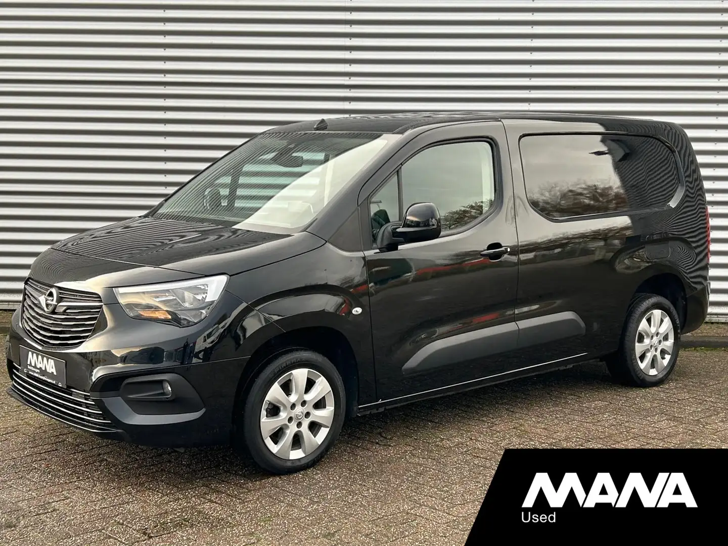 Opel Combo 1.5D 131PK L2H1 Lang Automaat Carplay sensoren Nav Zwart - 1