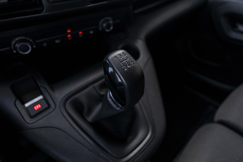 Peugeot Partner 1.5 BlueHDI Premium Long | Carplay | Cruise | Airc — photo 21