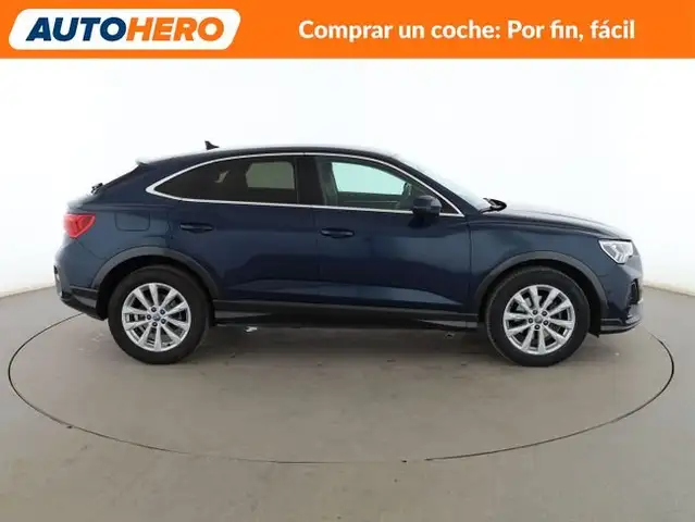 Audi Q3 view 7