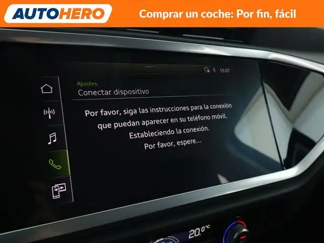 Audi Q3 view 23