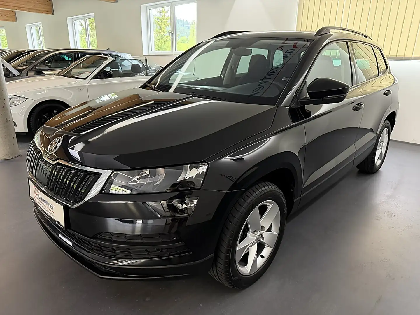 Skoda Karoq 2,0 TDI DSG *Standheizung*NAVI*Tempomat*Sitzhei... Schwarz - 2