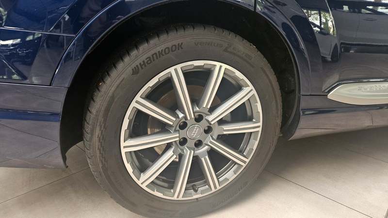 Audi Q7 50 TDI SLine Matrix Leder 360°-Kamera AHK PDC — photo 4