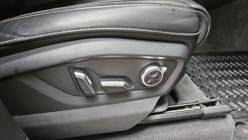 Audi Q7 50 TDI SLine Matrix Leder 360°-Kamera AHK PDC — photo 15
