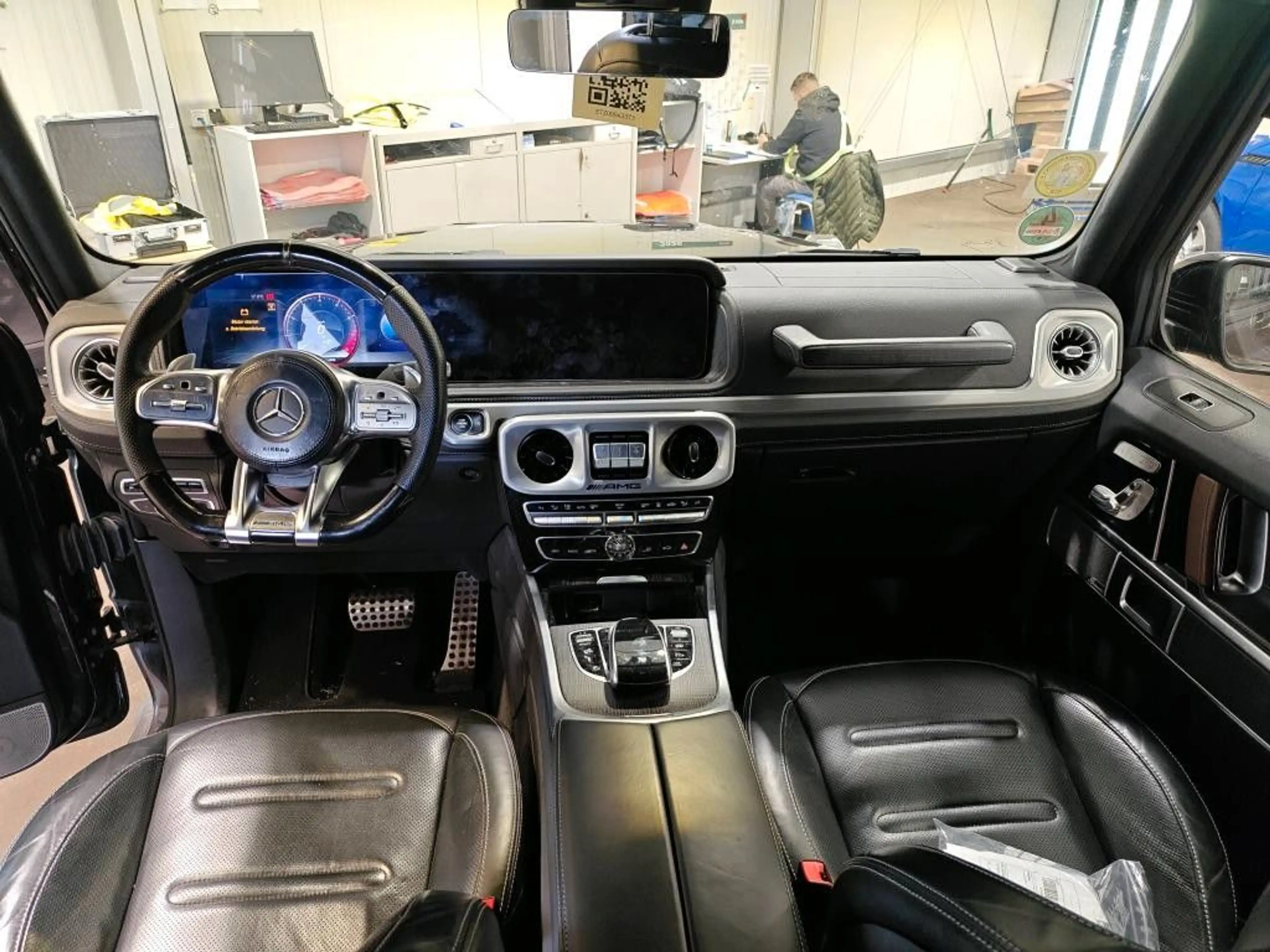 Mercedes-Benz G 63 AMG | Exclusive Rot | COMAND | LED — photo 9