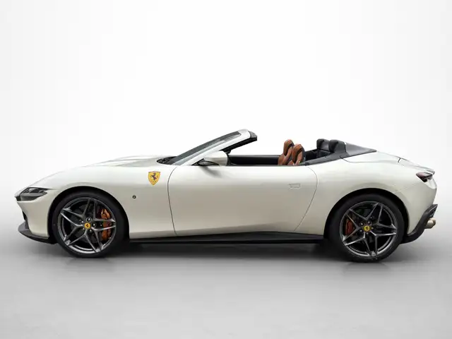 Ferrari Roma Spider