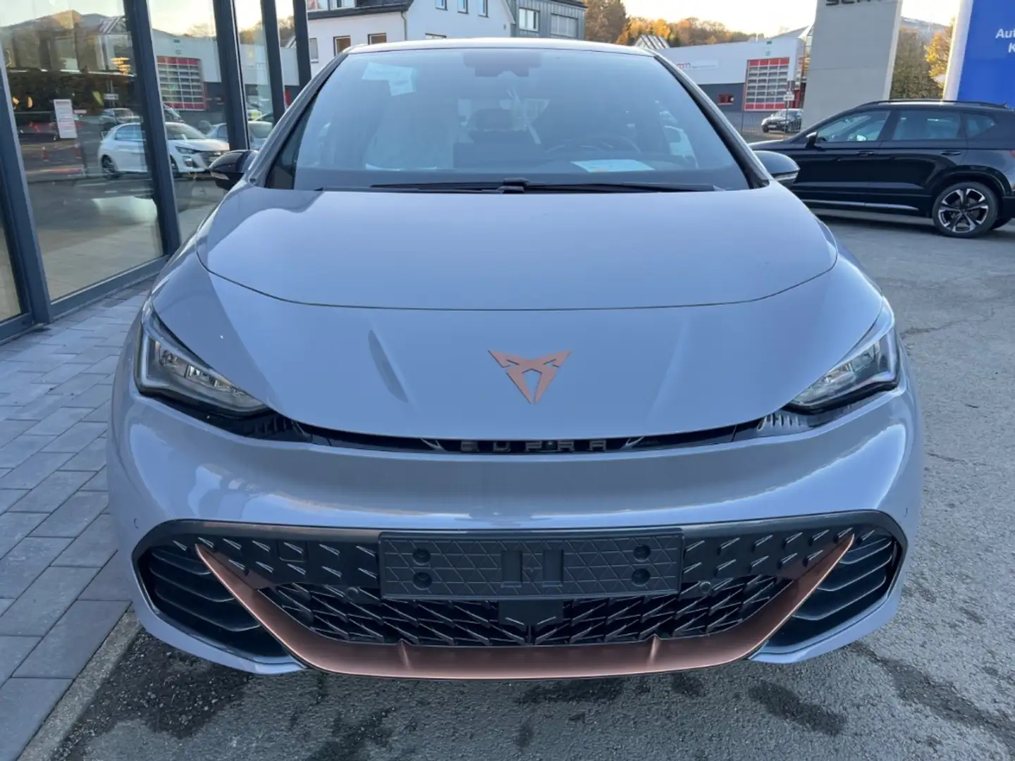 CUPRA Born VZ 240 KW (326 PS) 79 kWh AD Navi Digitales Cockpi Grigio - 2