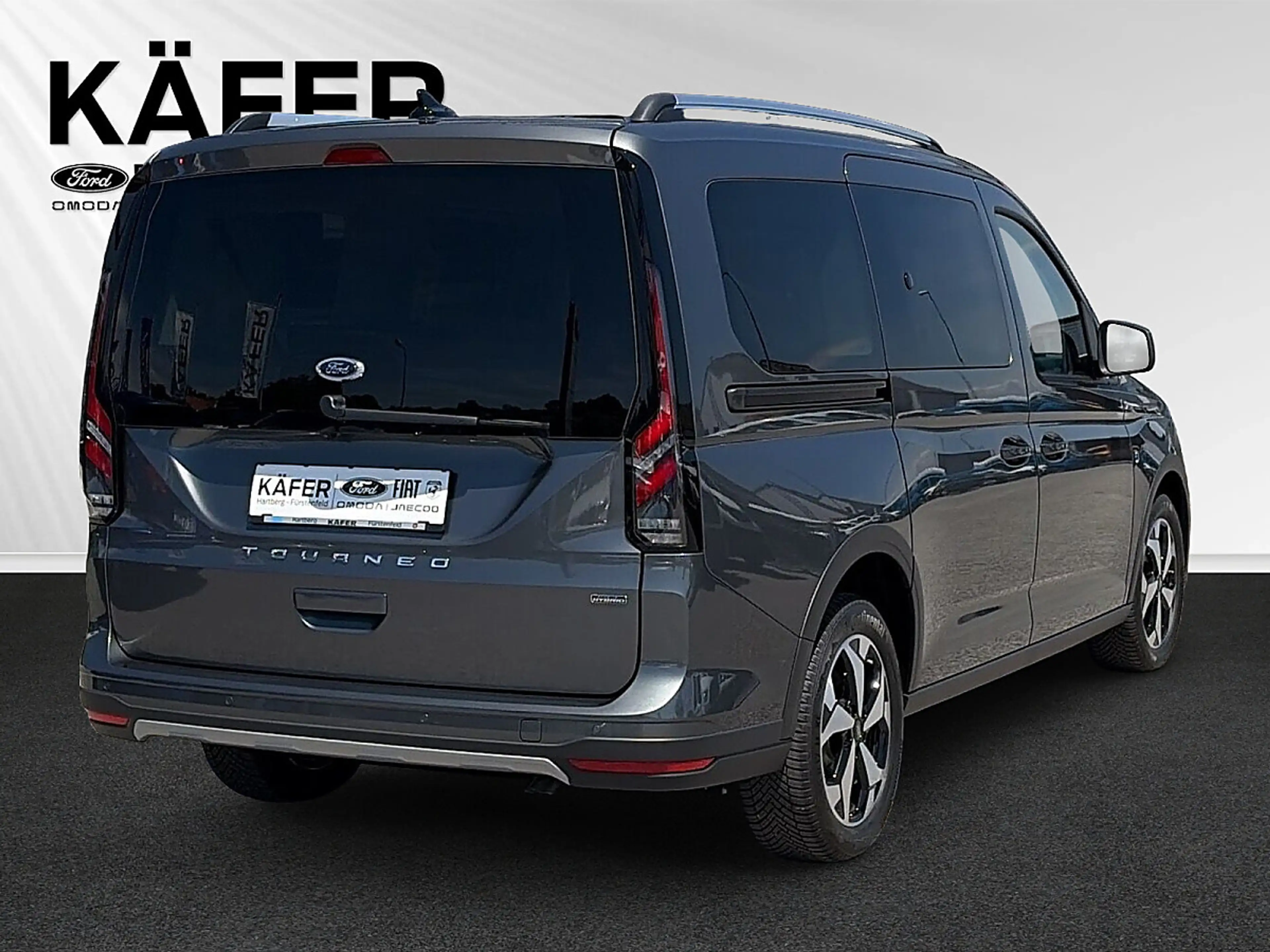 Ford Grand Tourneo Connect 1,5 EcoBoost PHEV L2 Active 110KW / 150PS — photo 6