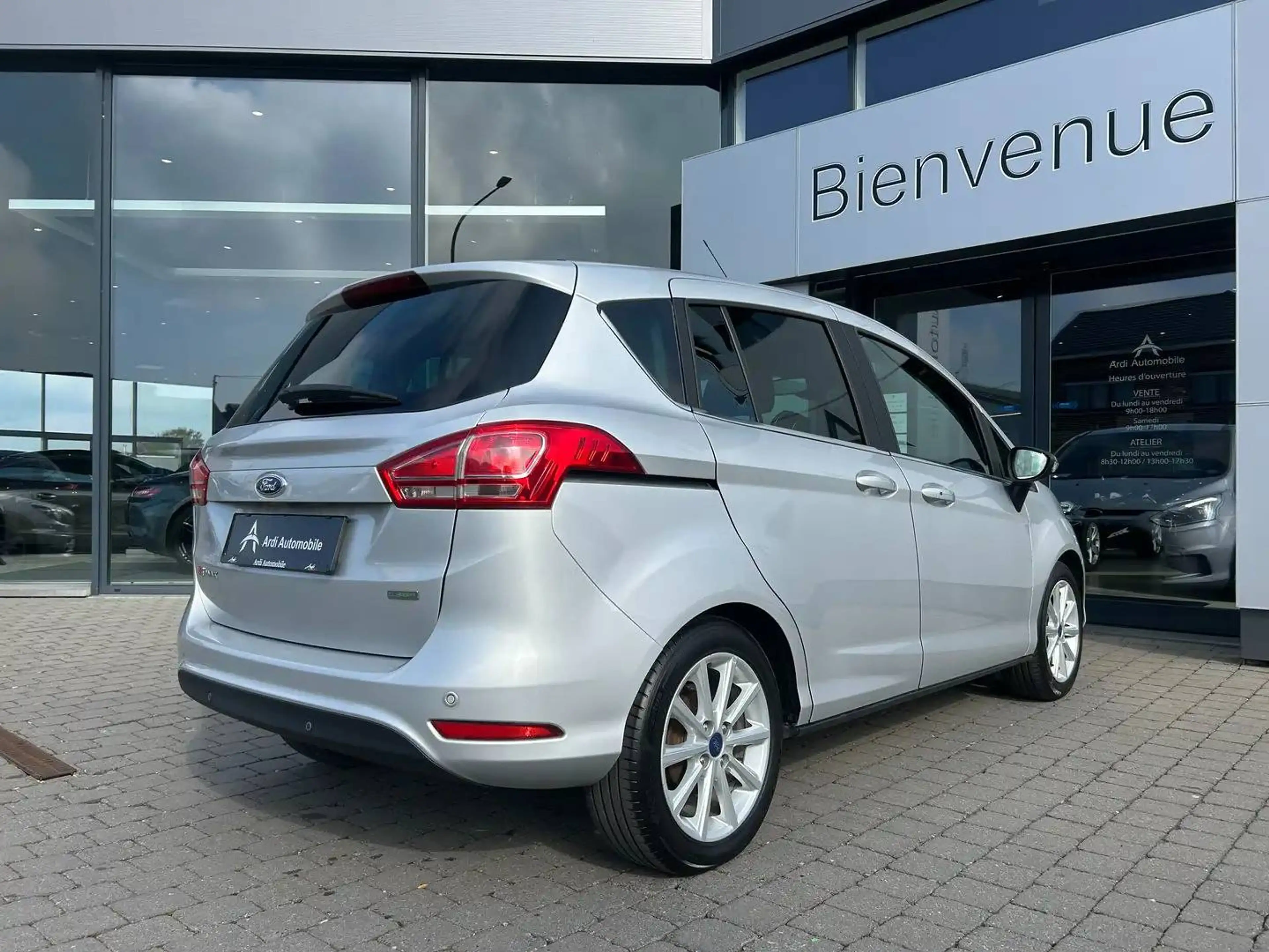 Ford B-Max 1.0i *GARANTIE*1ER PROPRIETAIRE*BLUETOOTH*CRUISE* — photo 4