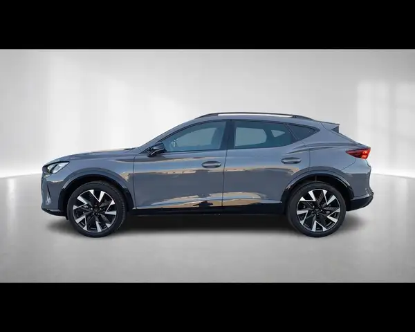 Cupra Formentor view 3