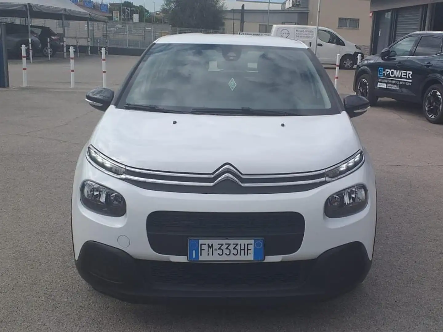 Citroen C3 C3 III 2017 1.2 puretech Feel 82cv neopatentati Bianco - 1