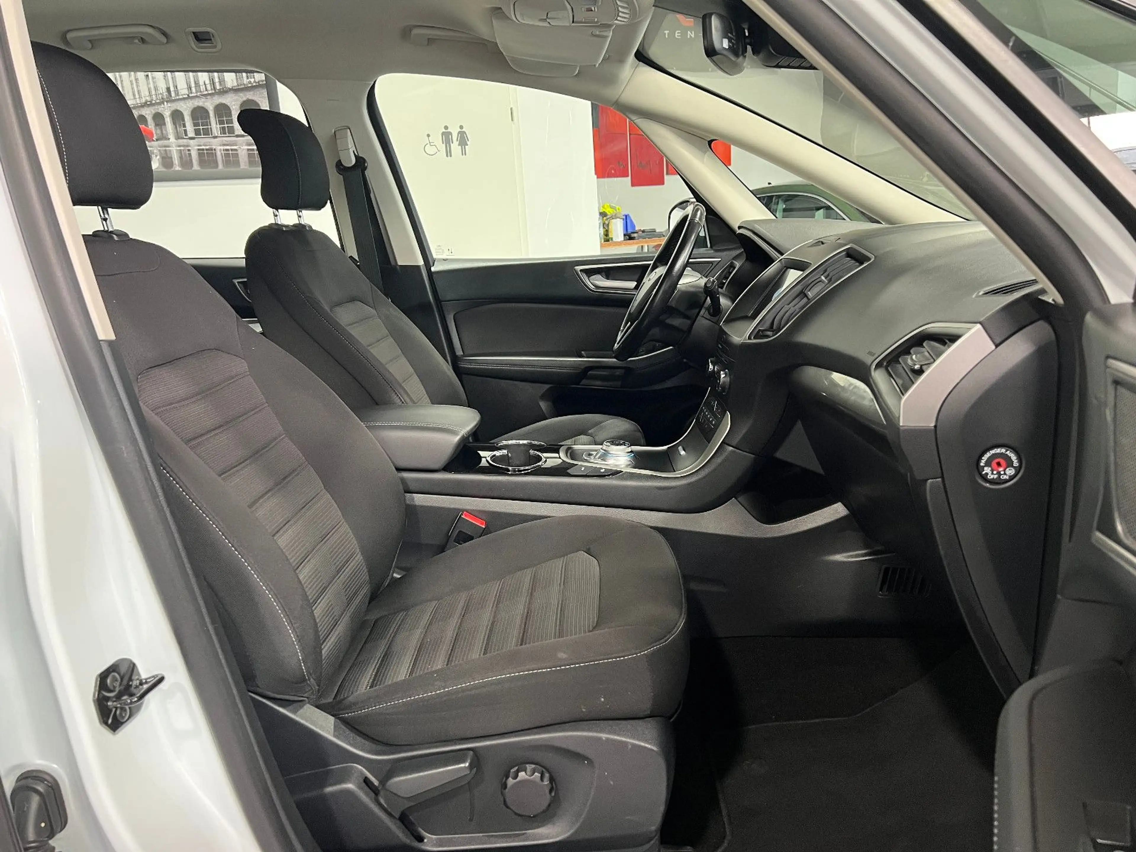 Ford Galaxy 2.5 Hybrid Automatik **7-Sitze*Navi** — photo 14