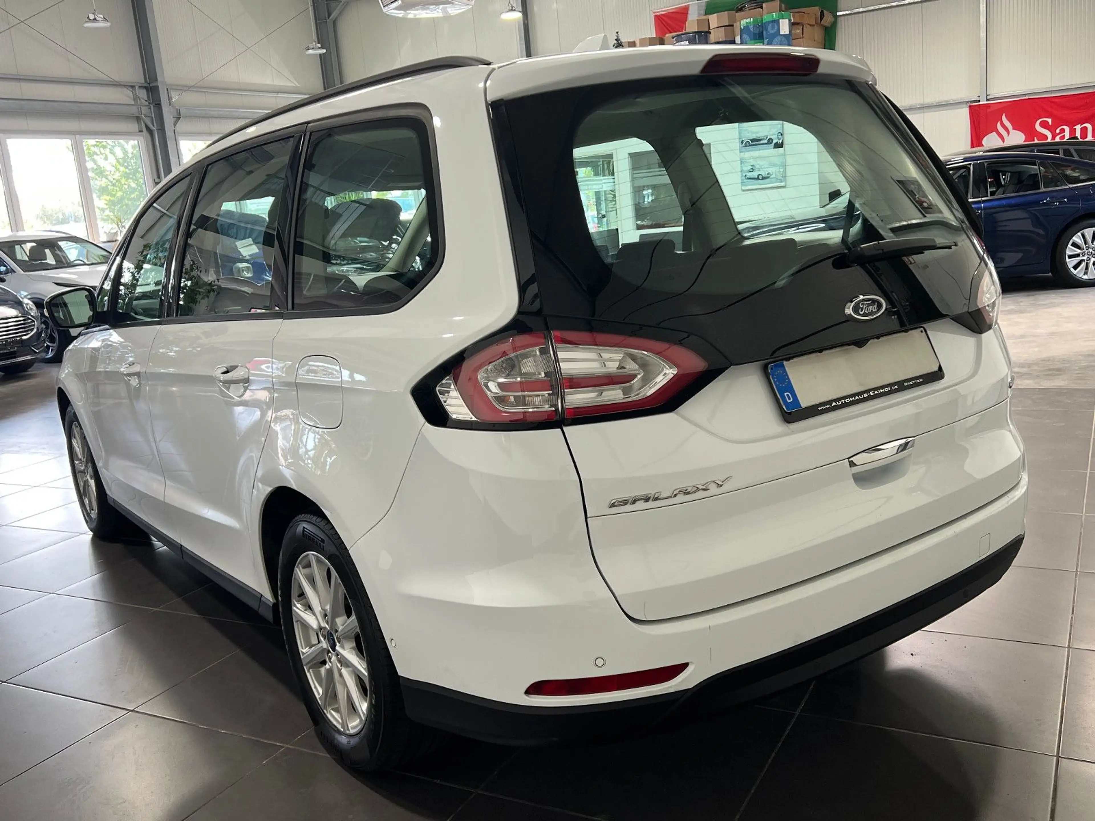 Ford Galaxy 2.5 Hybrid Automatik **7-Sitze*Navi** — photo 2