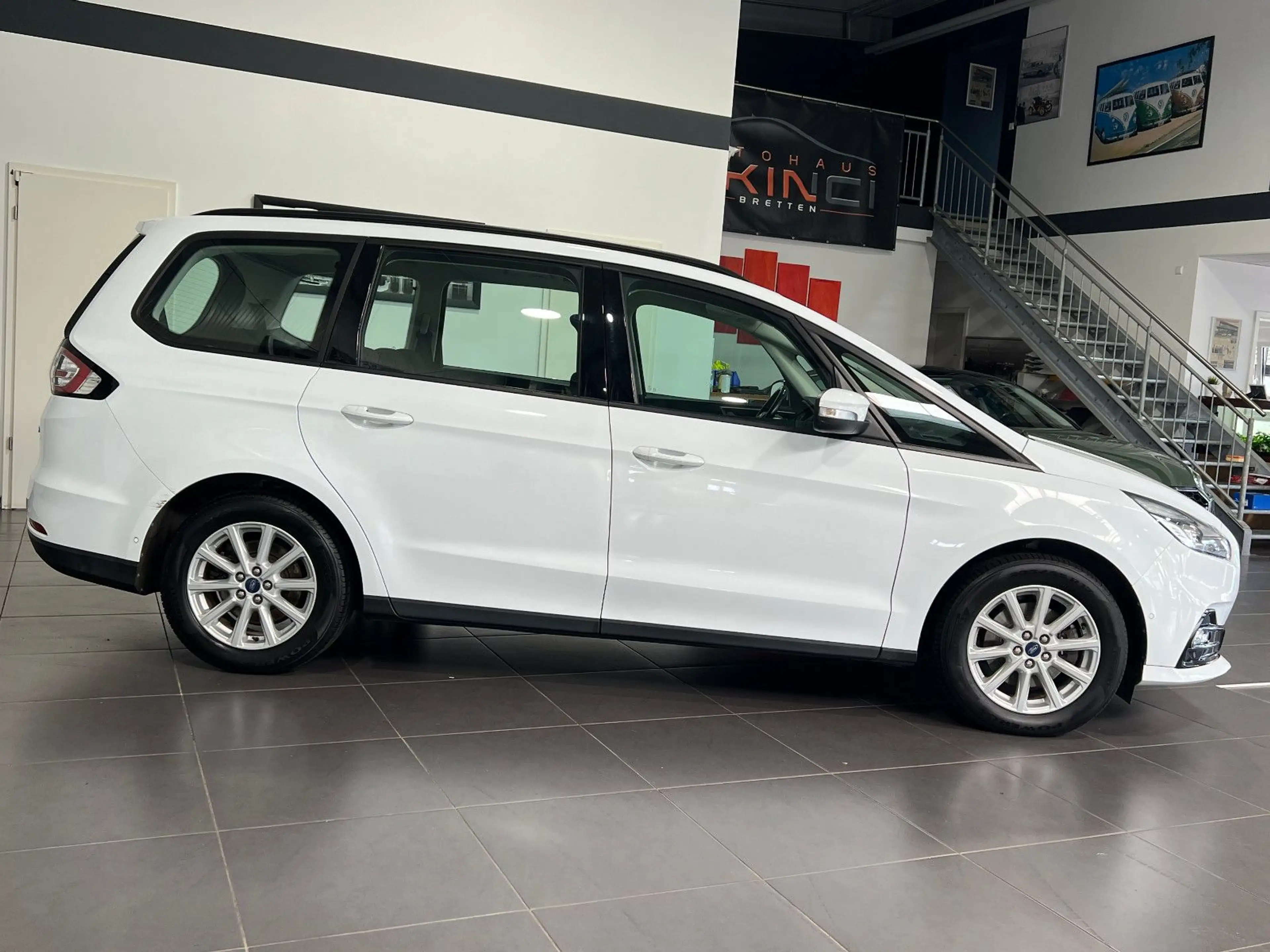 Ford Galaxy 2.5 Hybrid Automatik **7-Sitze*Navi** — photo 7