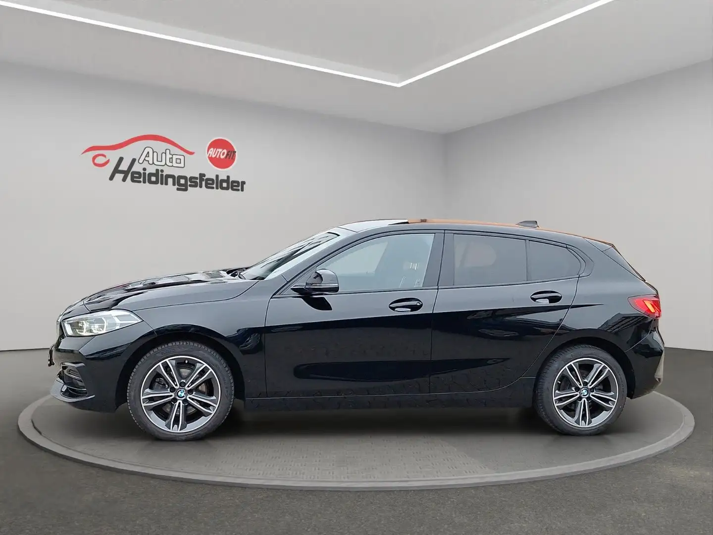 BMW 118 i Sport Line,M-Paket,PDC,Kamera,LED,APP Schwarz - 2