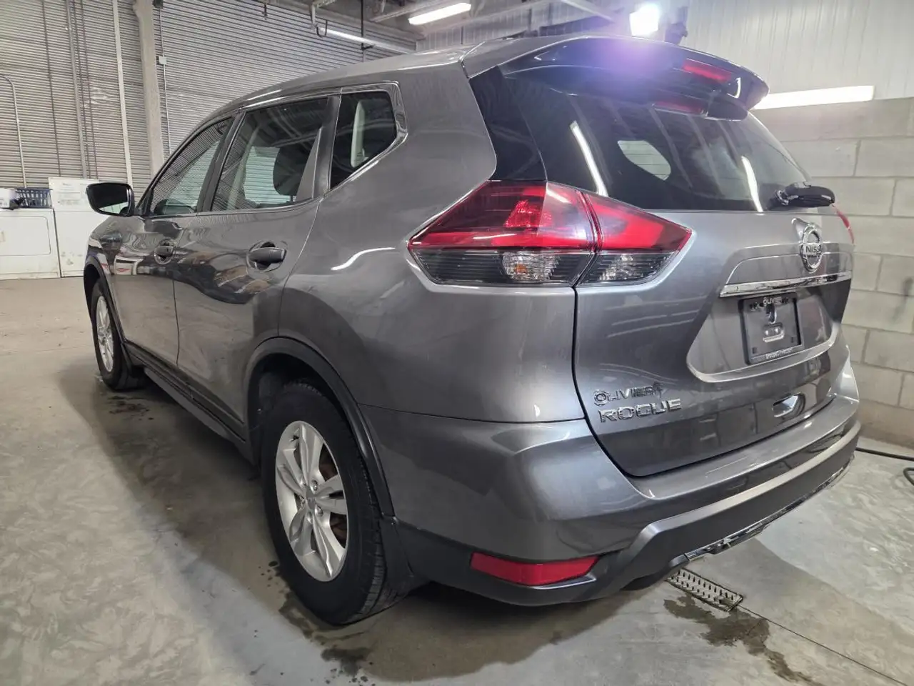 Nissan Rogue снимка Nissan Rogue