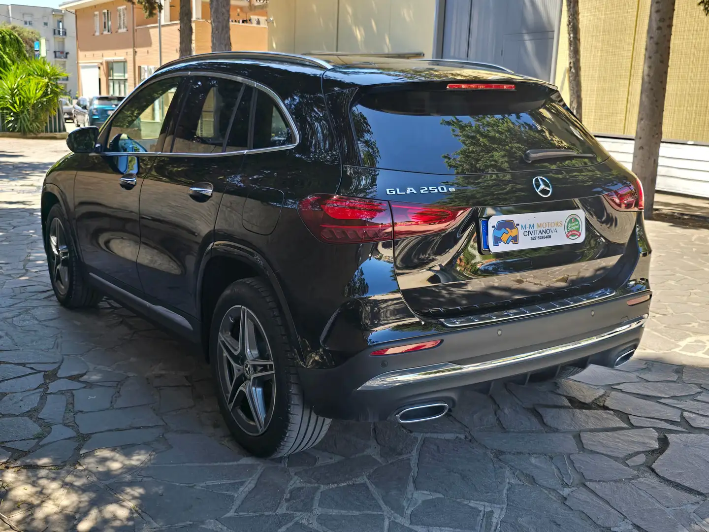 Mercedes-Benz GLA 250 GLA-H247 2023 e phev AMG Line Advanced Plus auto Negro - 2