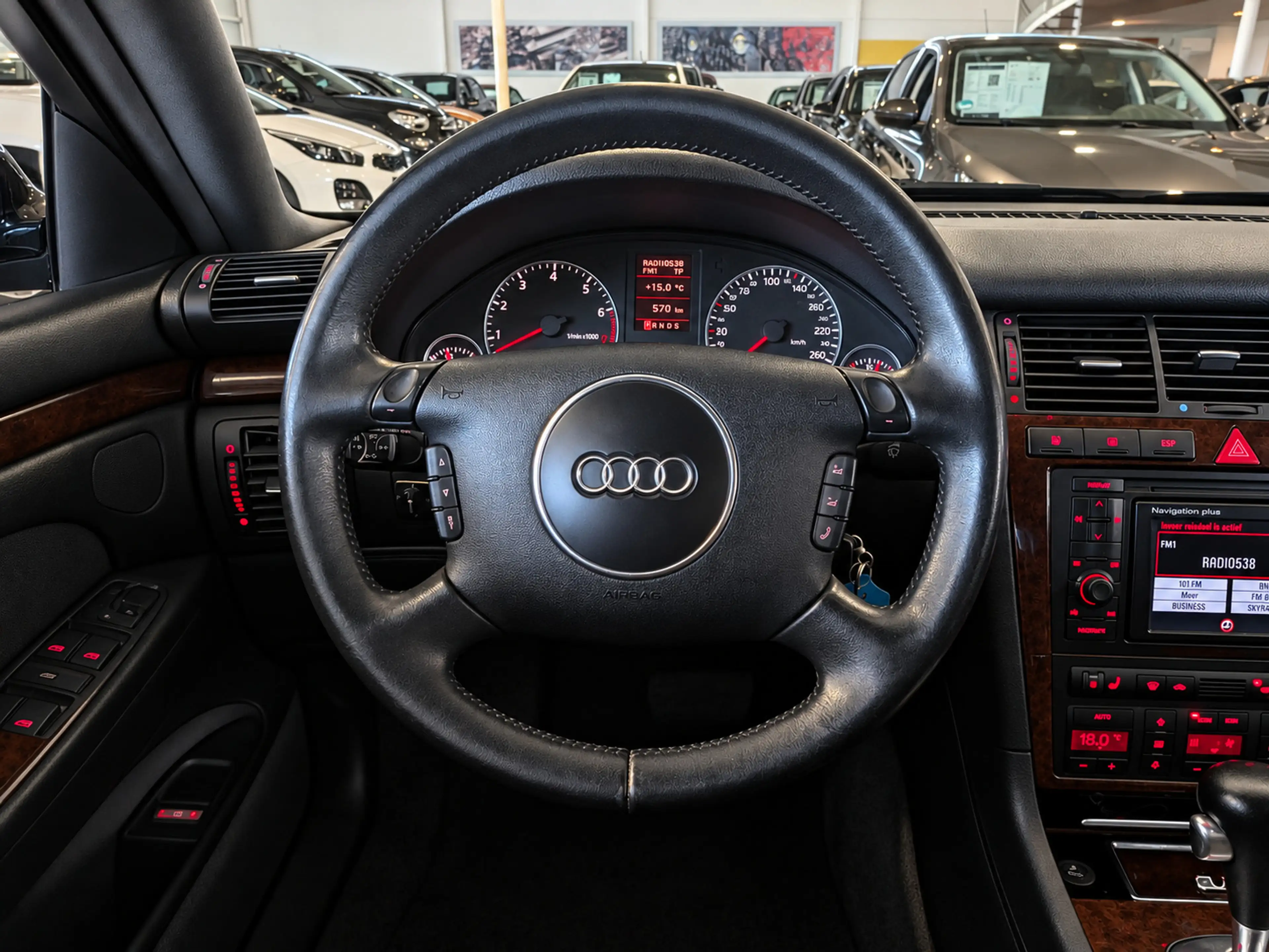 Audi A8 6.0 5V quattro Automaat (SCHUURVONDST) NAP, Airco, — photo 9