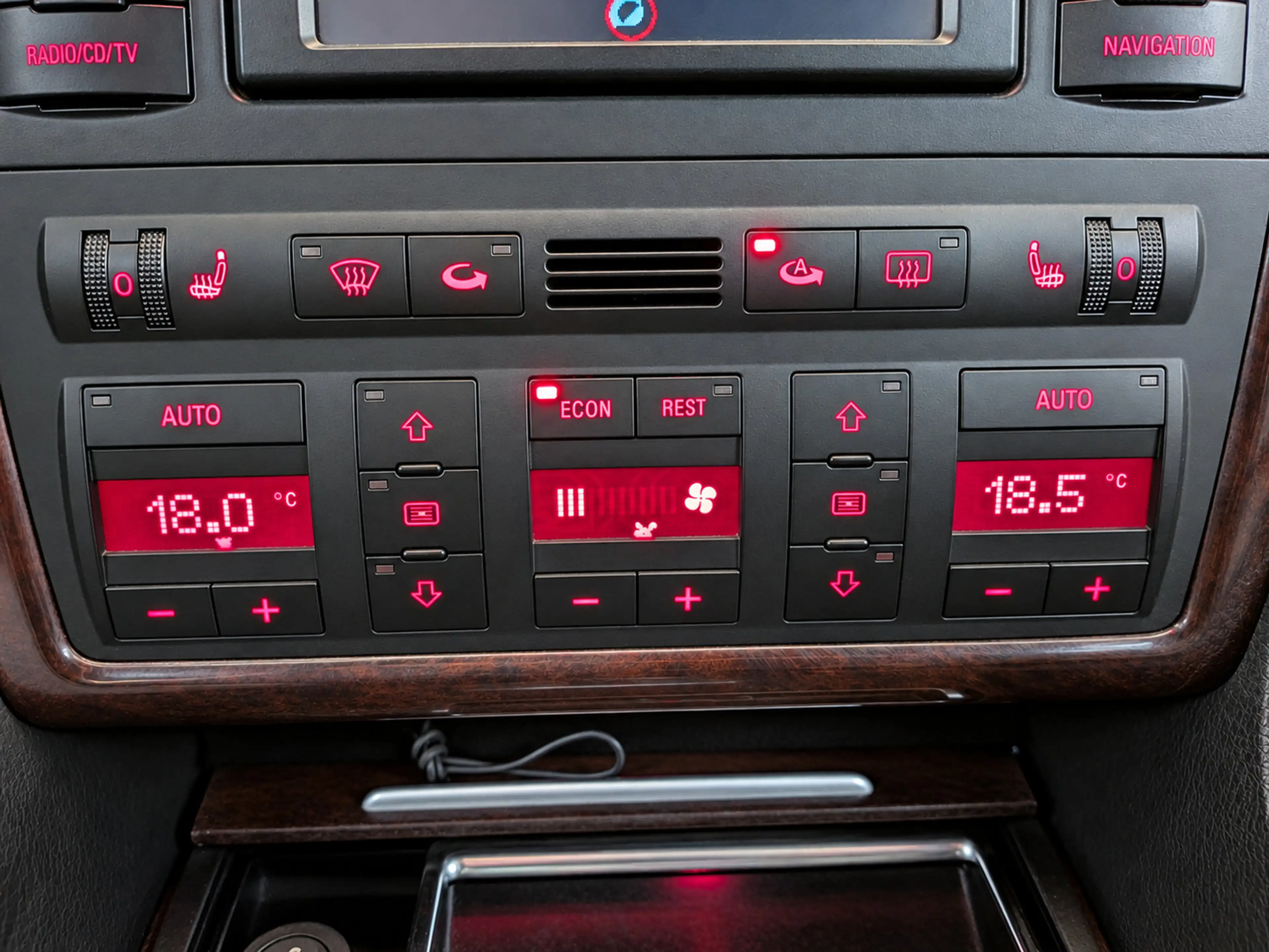 Audi A8 6.0 5V quattro Automaat (SCHUURVONDST) NAP, Airco, — photo 15