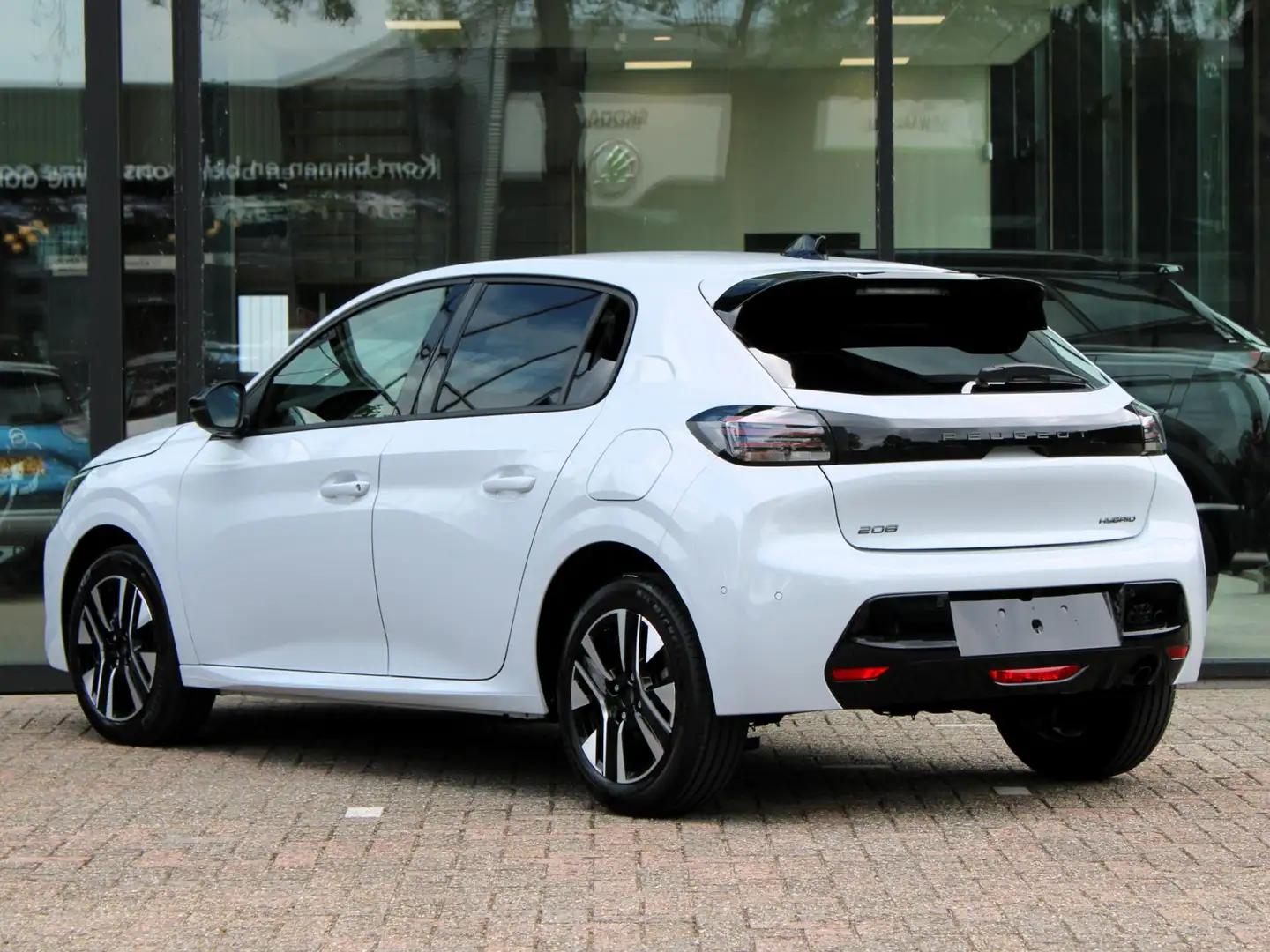 Peugeot 208 1.2 Hybrid 110 e-DCS6 Allure VOORRAAD KORTING Blanco - 2