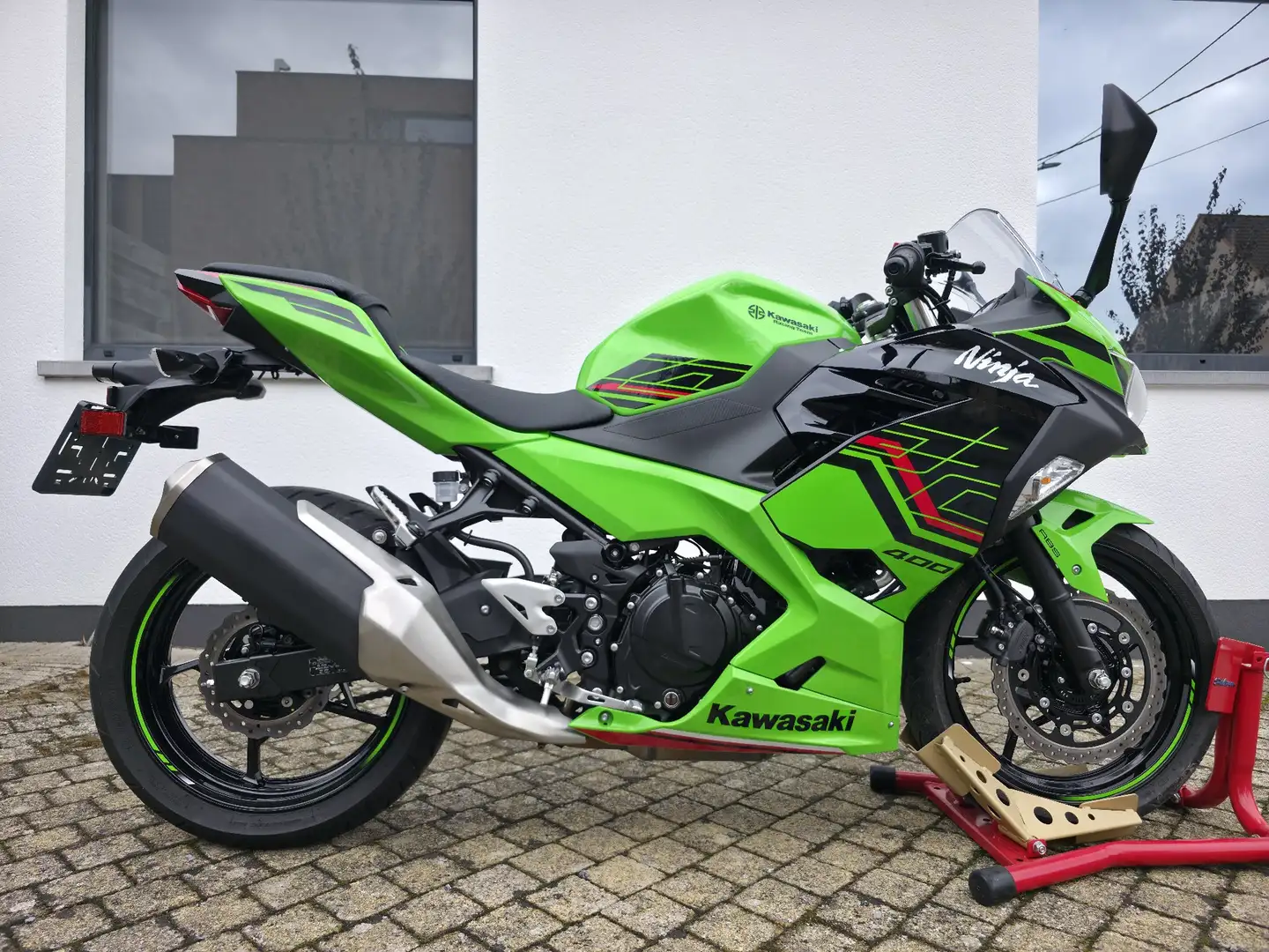 Kawasaki Ninja 400 KRT - 2024 - 900Km - Nieuwstaat! Zöld - 1
