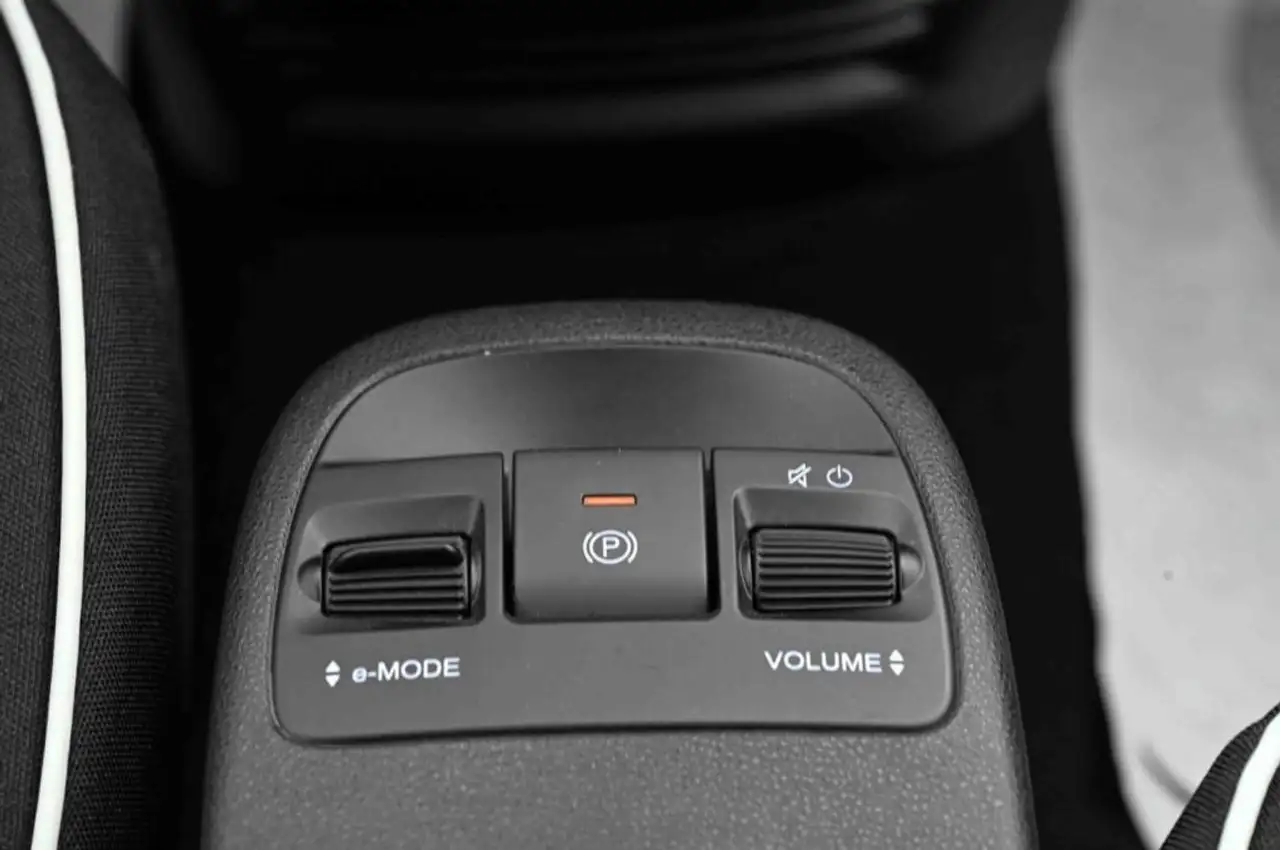 Fiat 500e Hatchback 320km 20