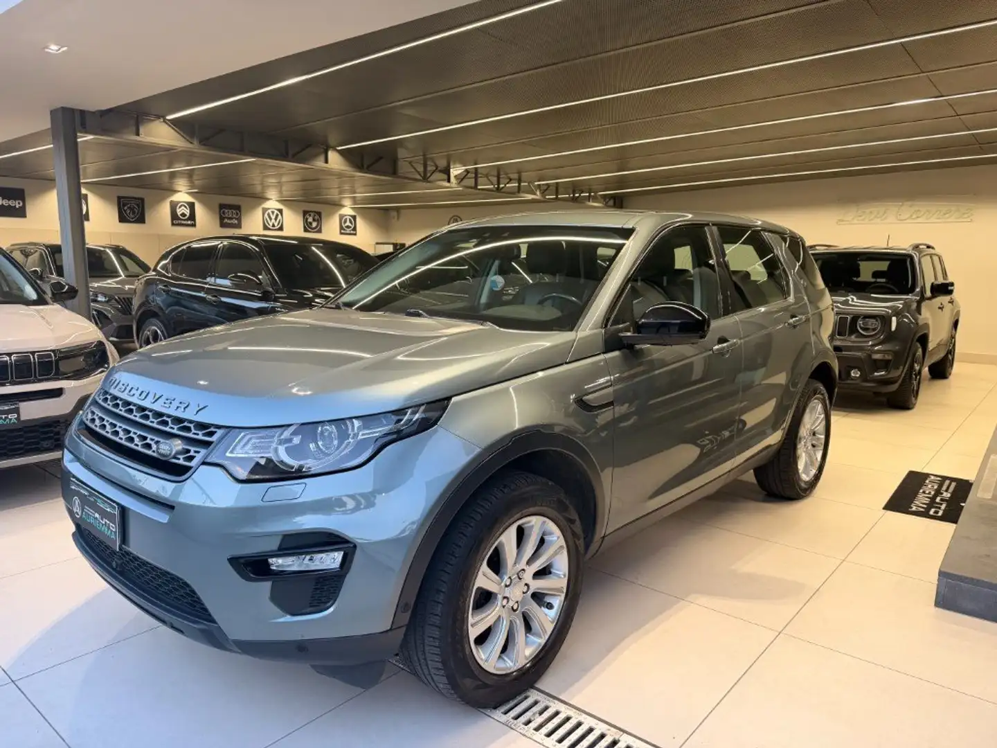 Land Rover Discovery Sport 2.0 TD4 HSE AWD 180 CV AUTOM MOLTO BELLA Grigio - 1