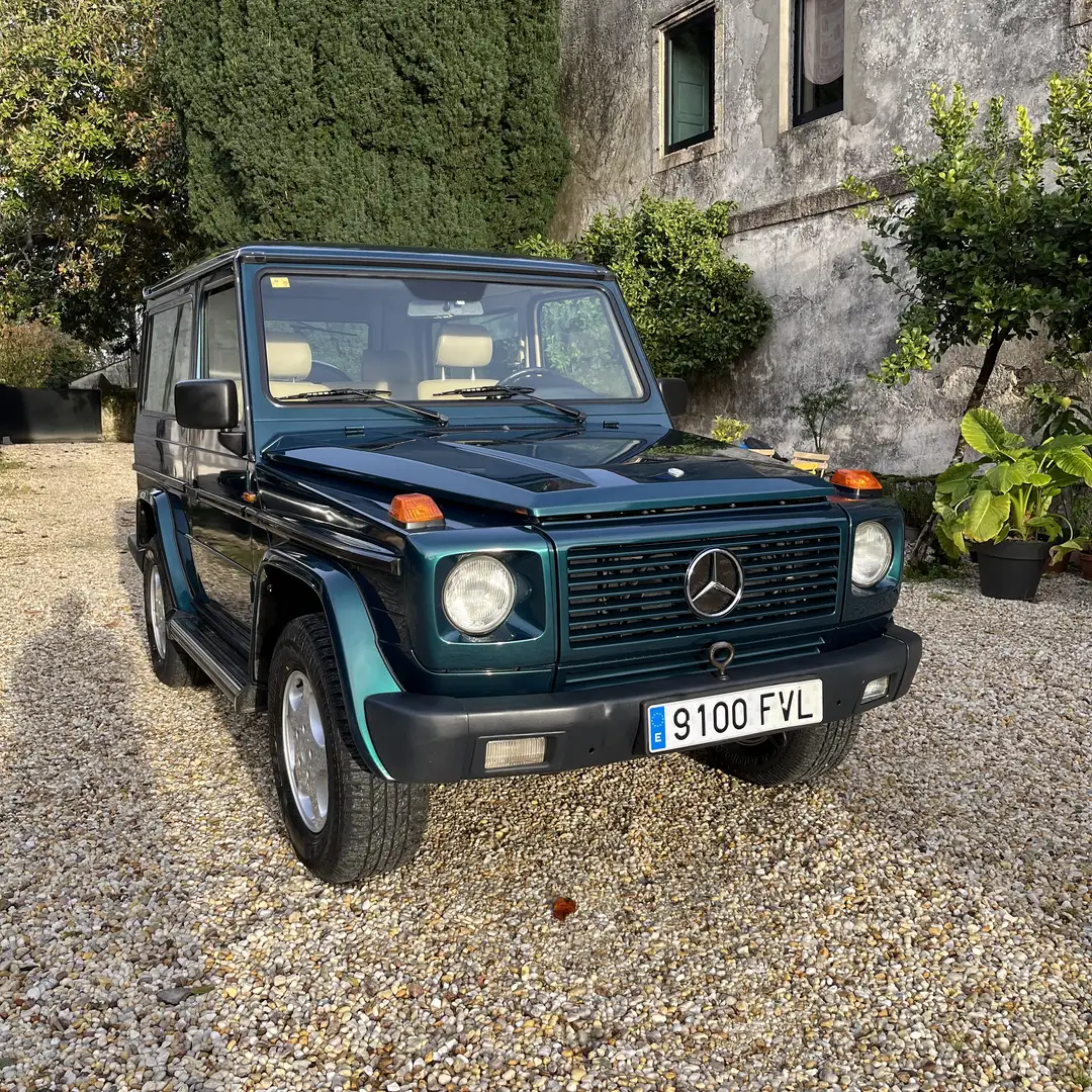 Mercedes-Benz G 320 - 1