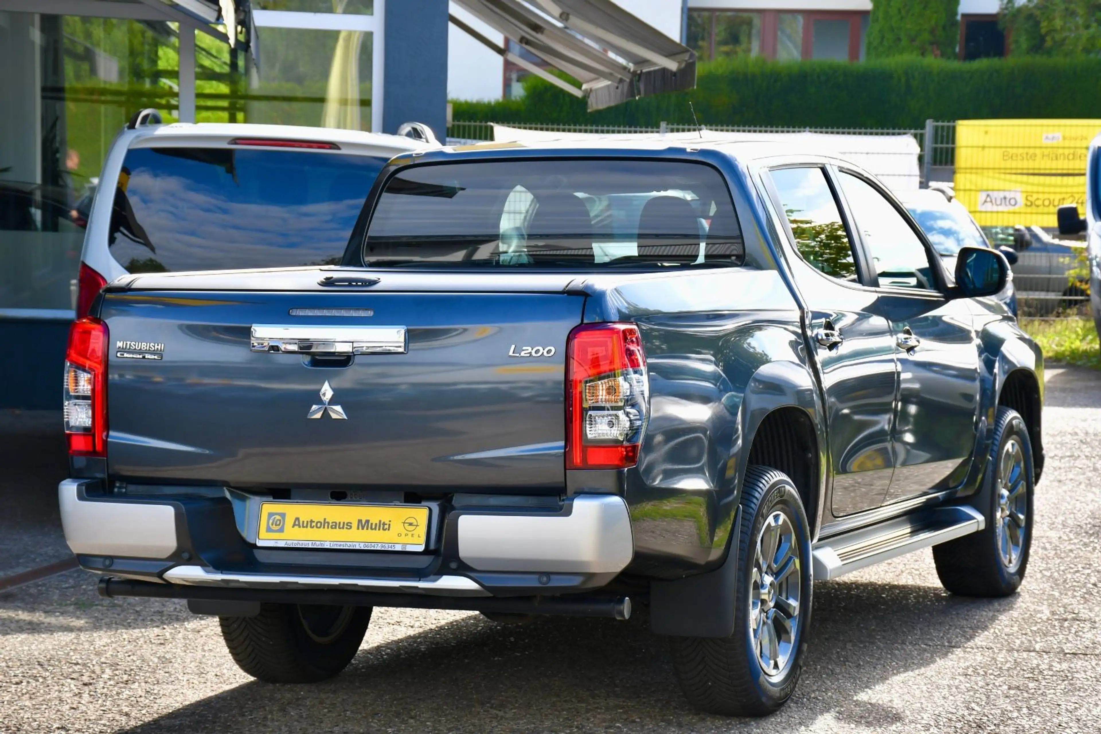 Mitsubishi L200 Spirit Doppelkab. 4WD Sitzh Kamera LED Spur — photo 9