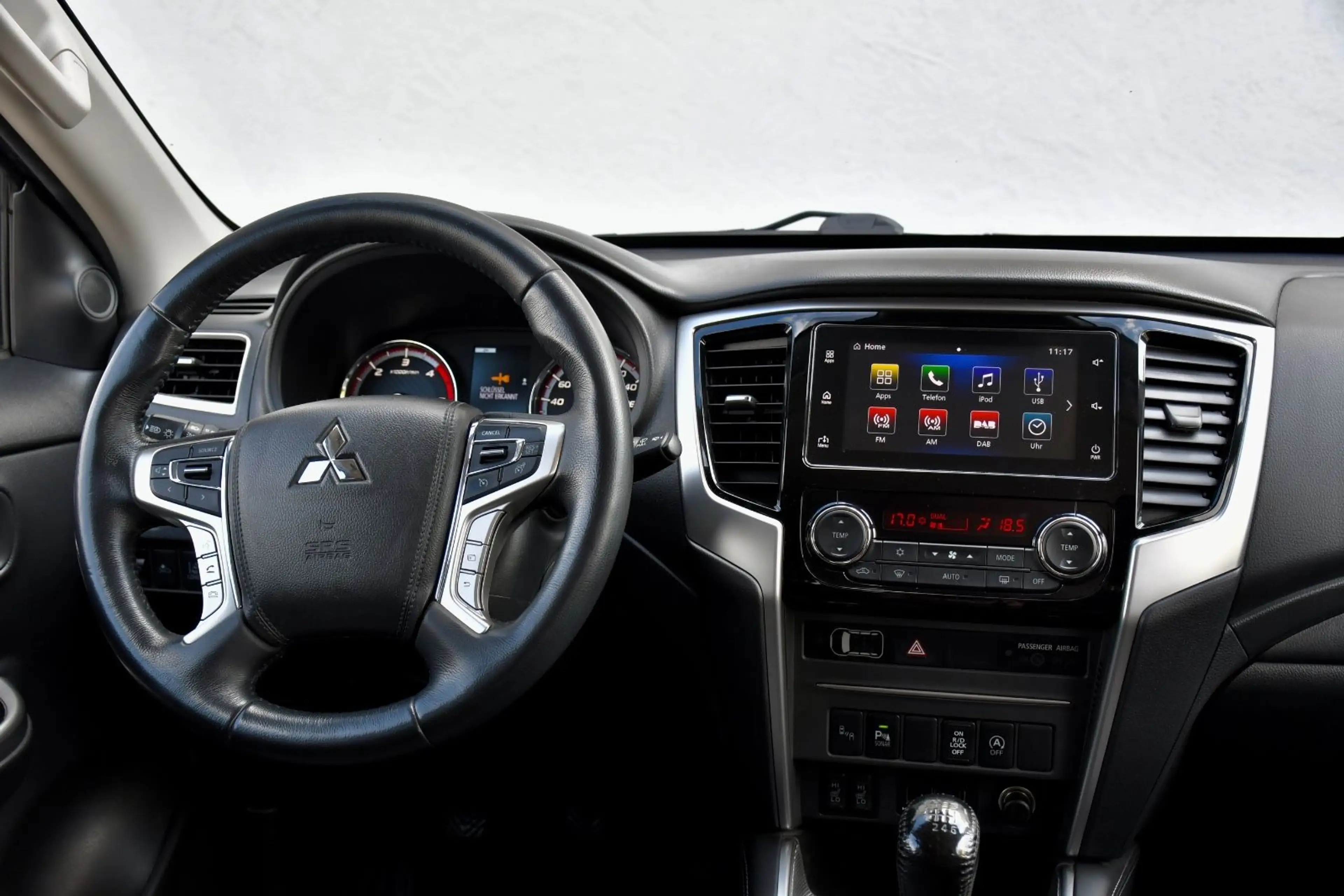 Mitsubishi L200 Spirit Doppelkab. 4WD Sitzh Kamera LED Spur — photo 14