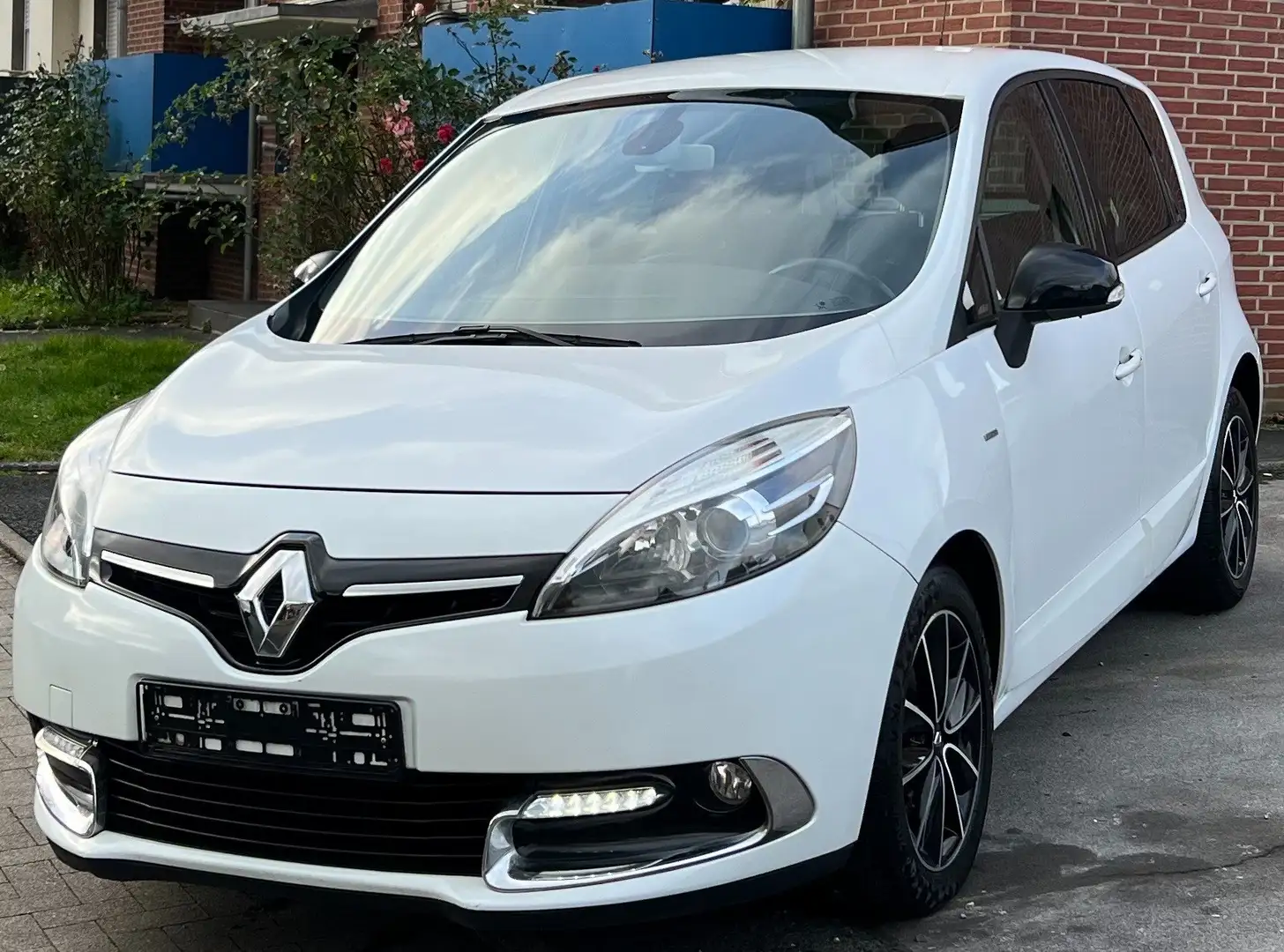 Renault Scenic BOSE Edition *1.HAND/LEDER/NAVI/SHZ* - 1