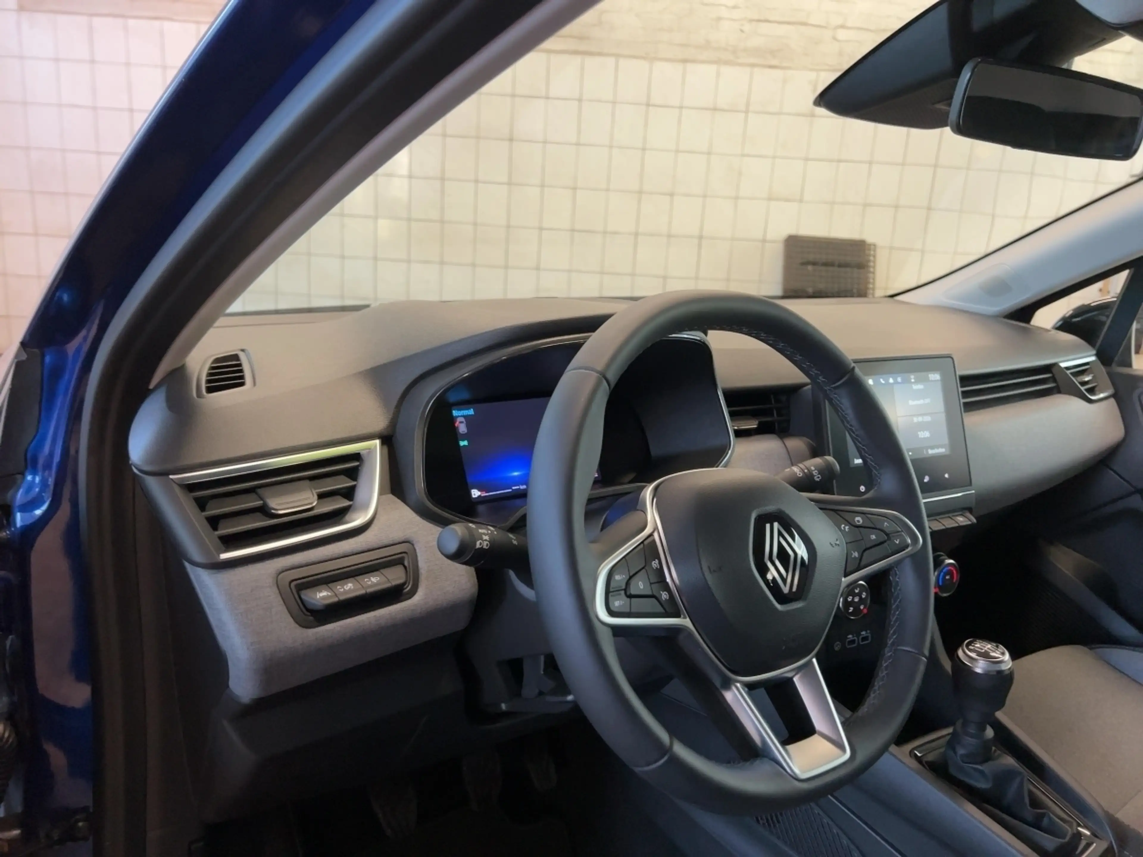 Renault Clio EVOLUTION TCe 90 Apple CarPlay SHZ PDC KLIMA — photo 13