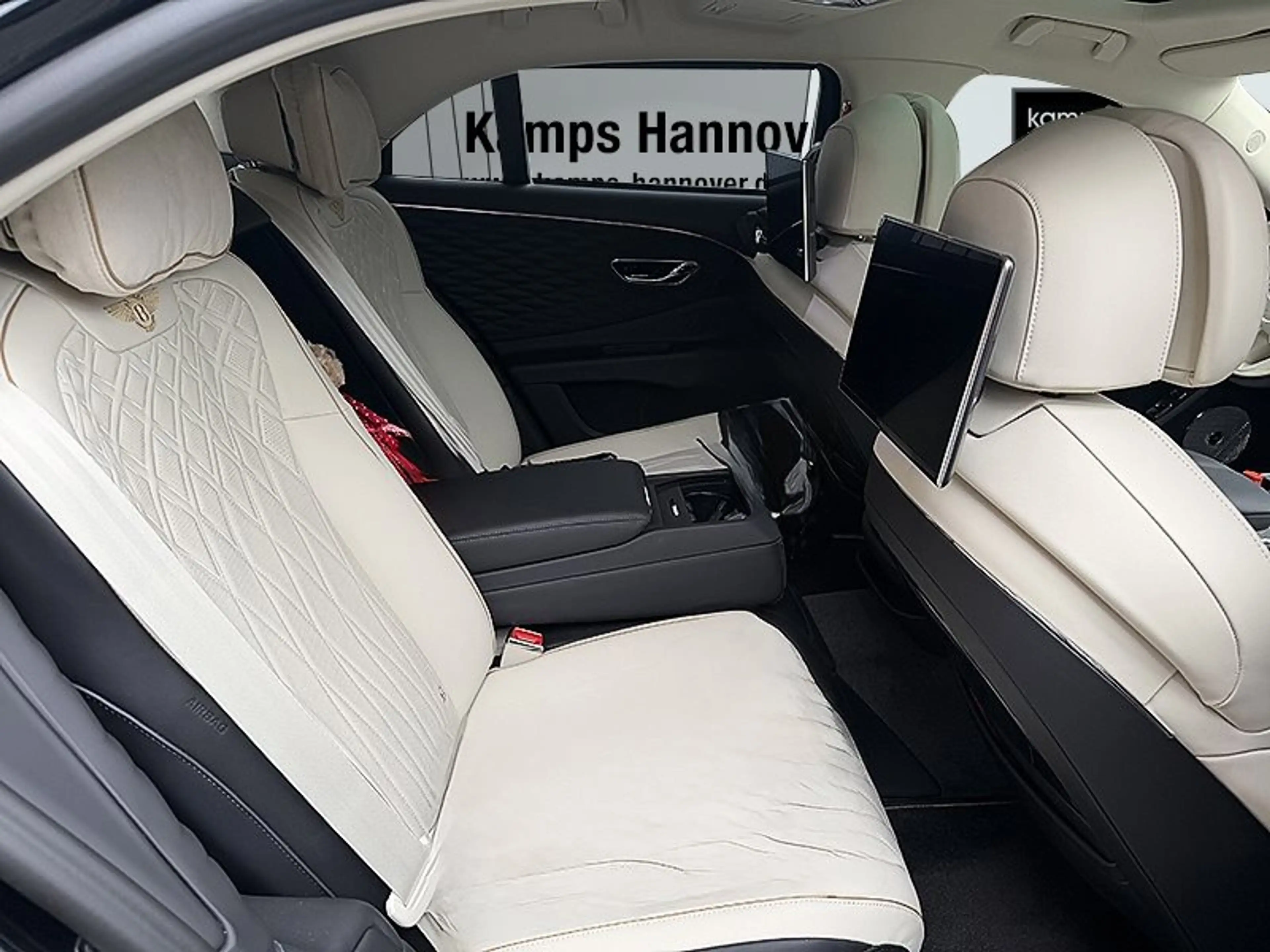 Bentley Flying Spur Mulliner W12 *RSE*Fridge*NAIM* — photo 9