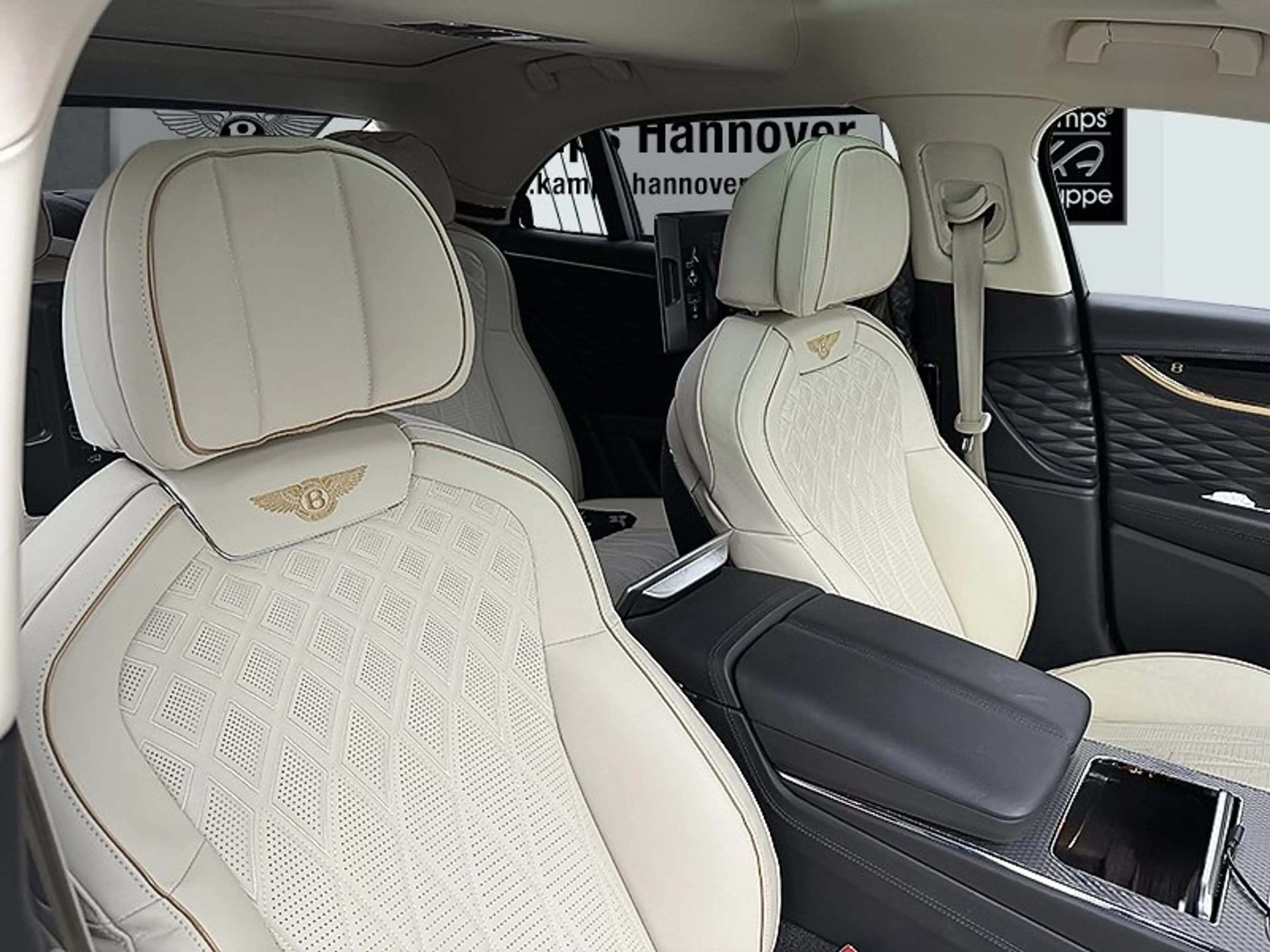 Bentley Flying Spur Mulliner W12 *RSE*Fridge*NAIM* — photo 12