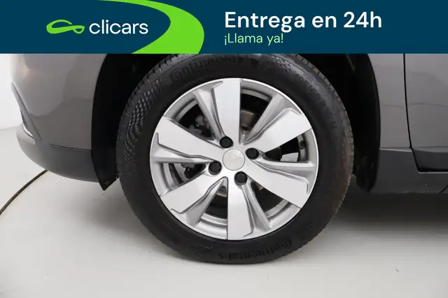 Peugeot 2008 view 11
