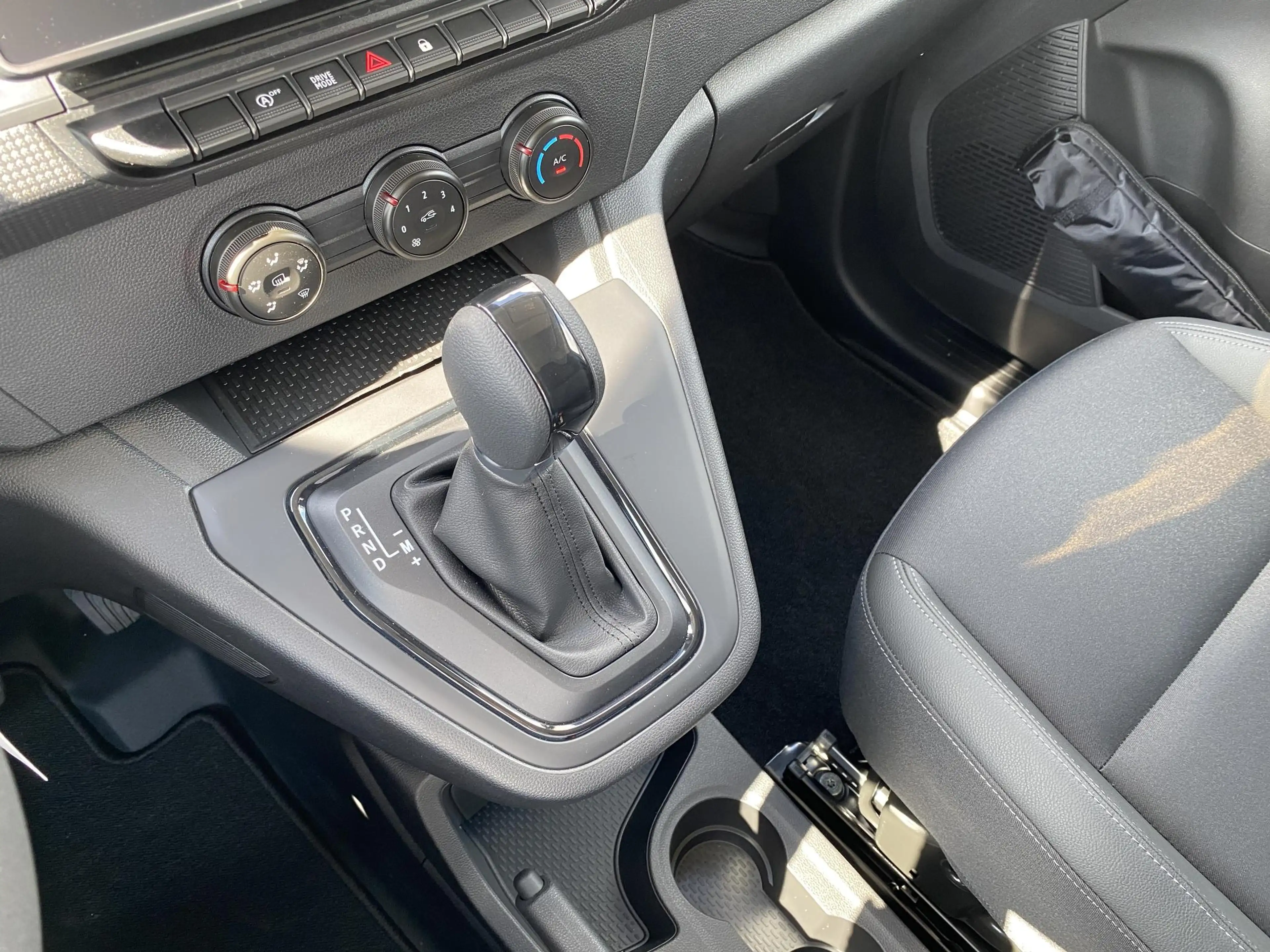 Renault Kangoo Van Advance Blue dCi 115 EDC — photo 10