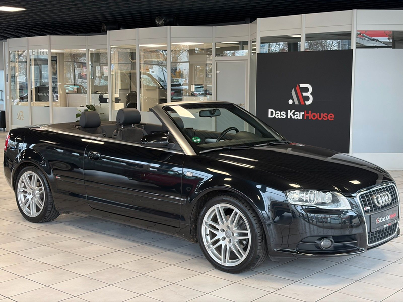 Audi A4 Cabriolet 2.0 TDI · S Line  Alcantara · Navi