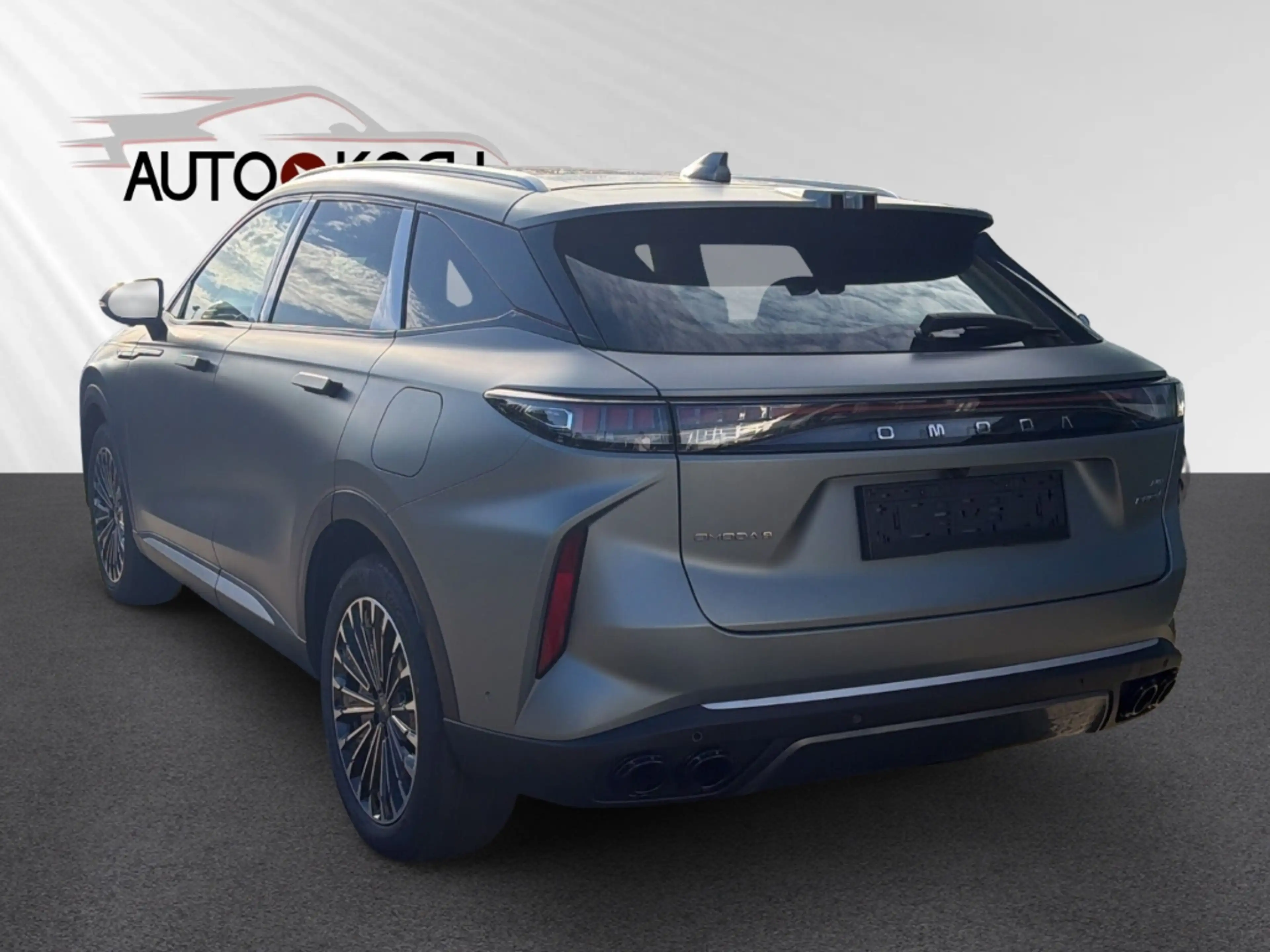 Omoda 9 Exclusive PHEV 1.5 TGDI AWD / GRAU MATT/ 540° / PA — photo 4