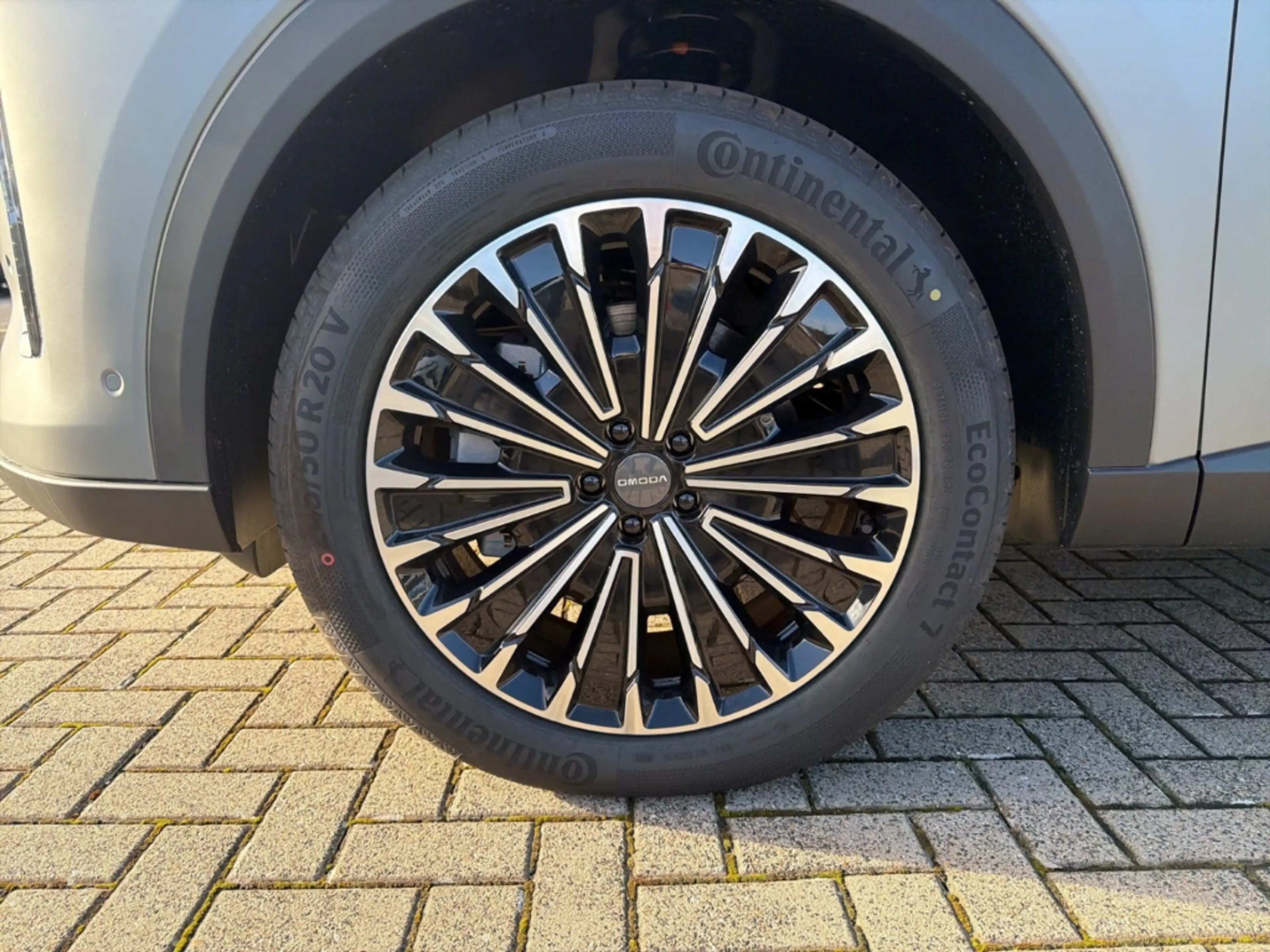Omoda 9 Exclusive PHEV 1.5 TGDI AWD / GRAU MATT/ 540° / PA — photo 6