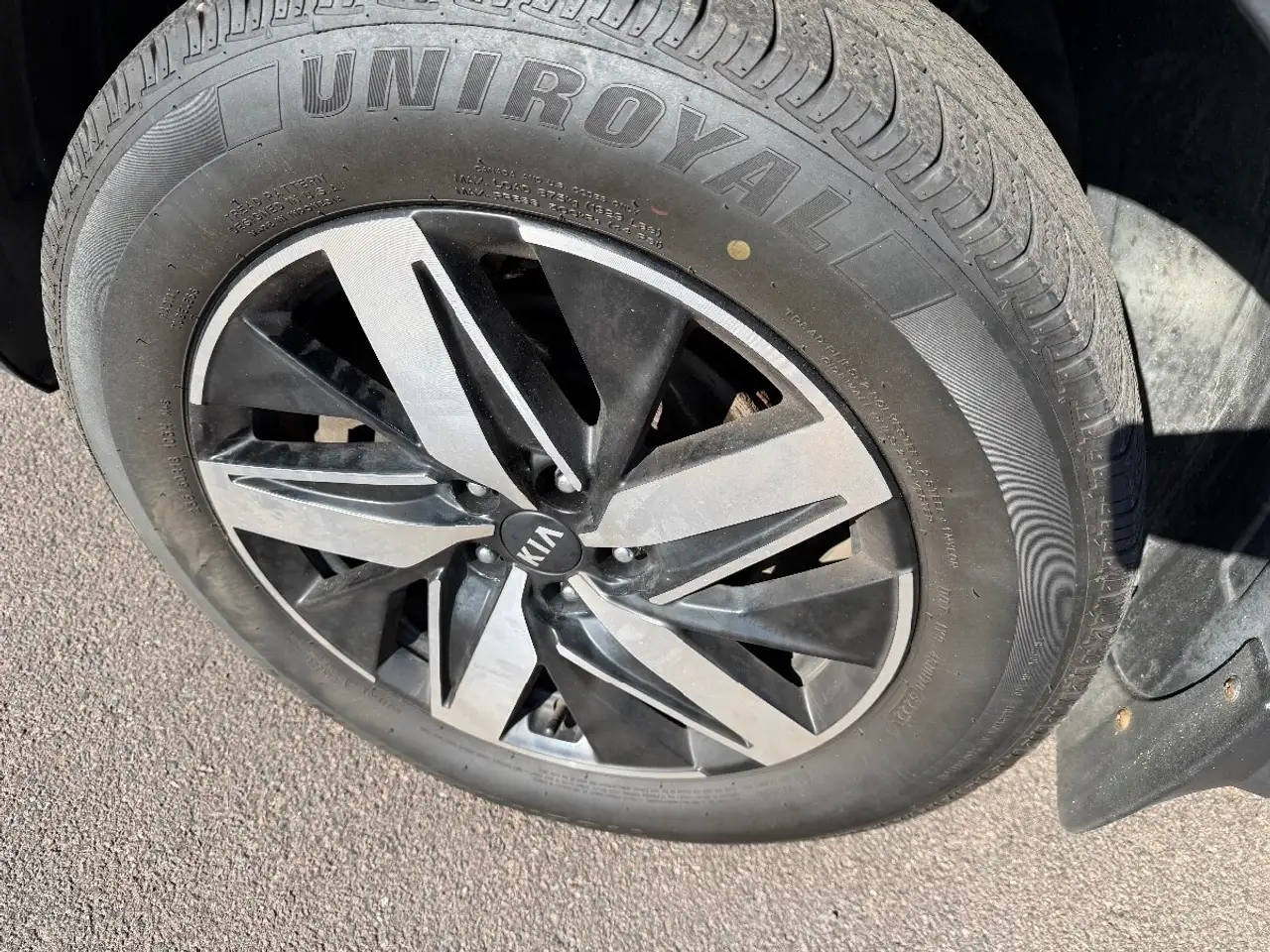 Kia Sorento снимка Kia Sorento
