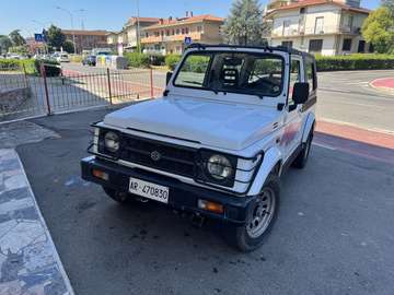 1.3 Hard Top Saloon